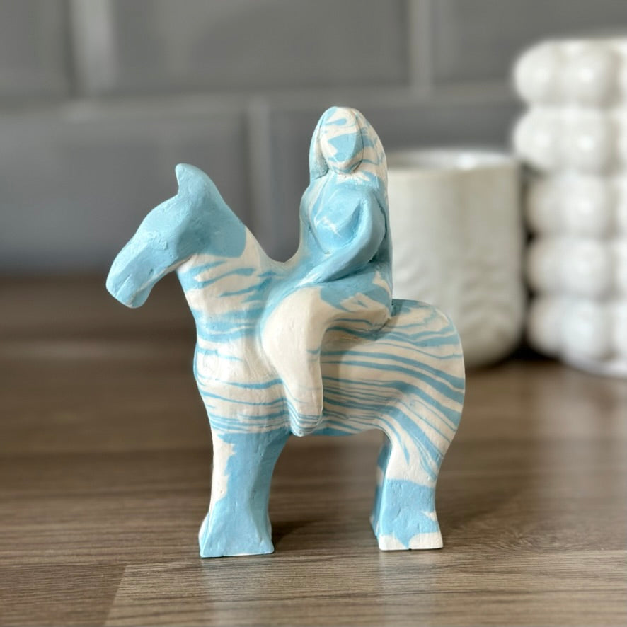 Swirl Sky Blue/White Stone Godiva statue (No.51)